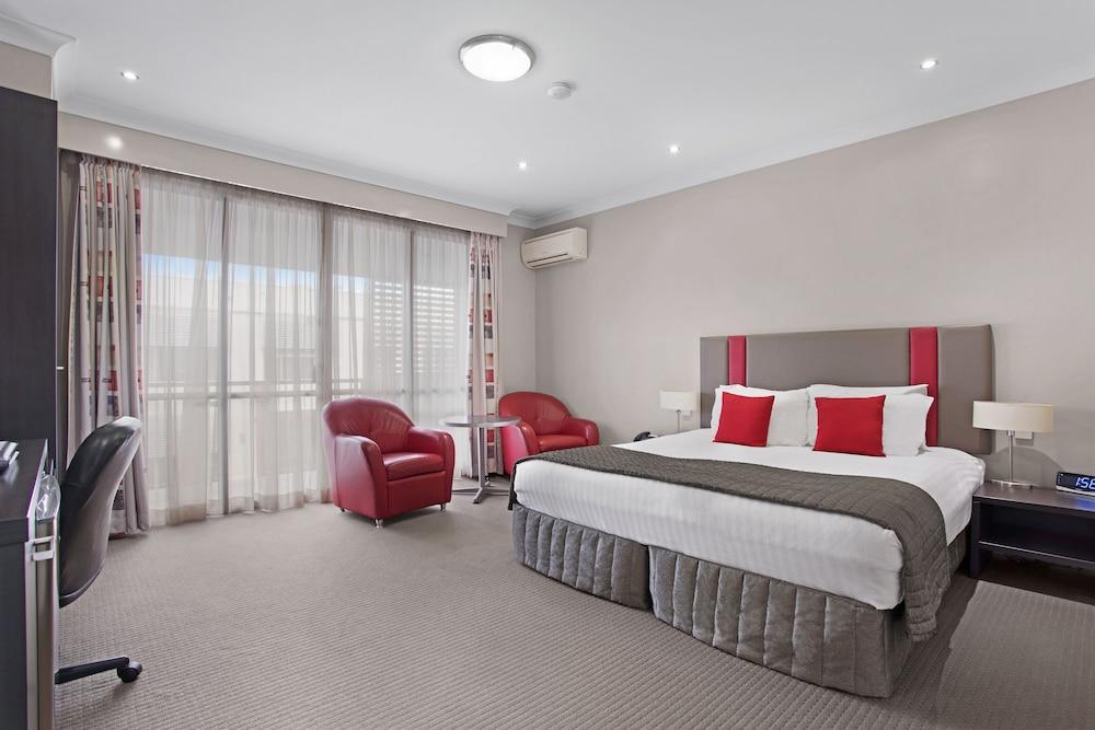 Platinum International Toowoomba
