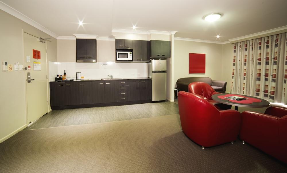 Platinum International Hotel 4*