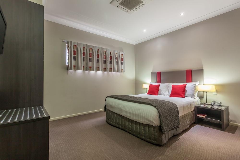 Hotel Platinum International Toowoomba