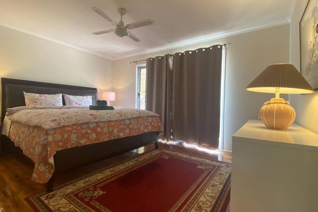 Holiday home Spacious 4-bedroom House In A Shared