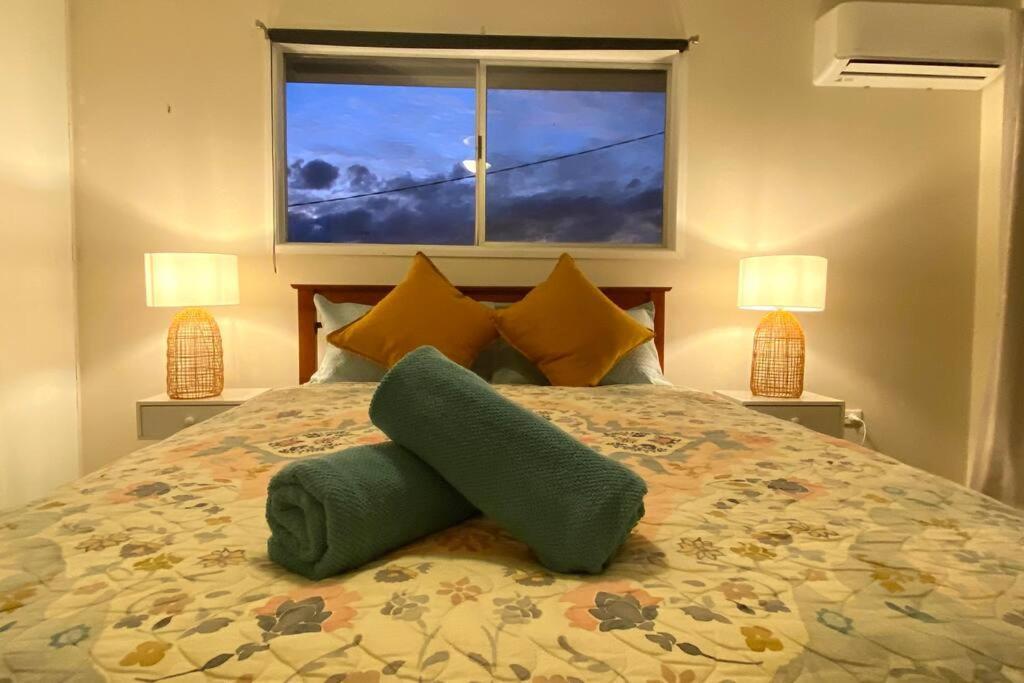 Spacious 4-bedroom House In A Shared *