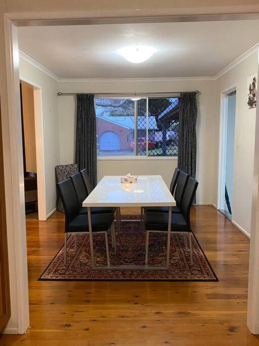 Holiday home Spacious 4-bedroom House In A Shared