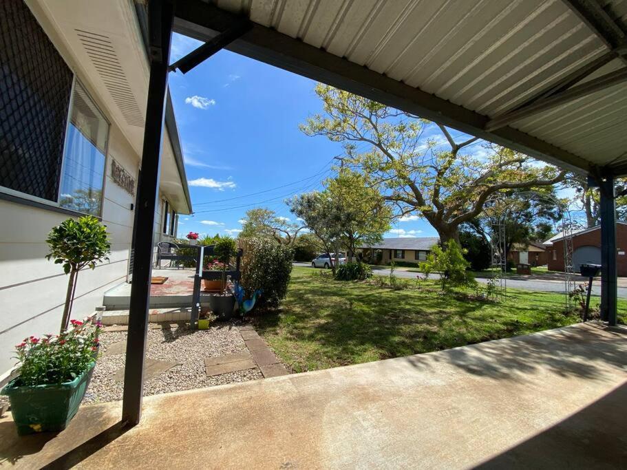 Spacious 4-bedroom House In A Shared *