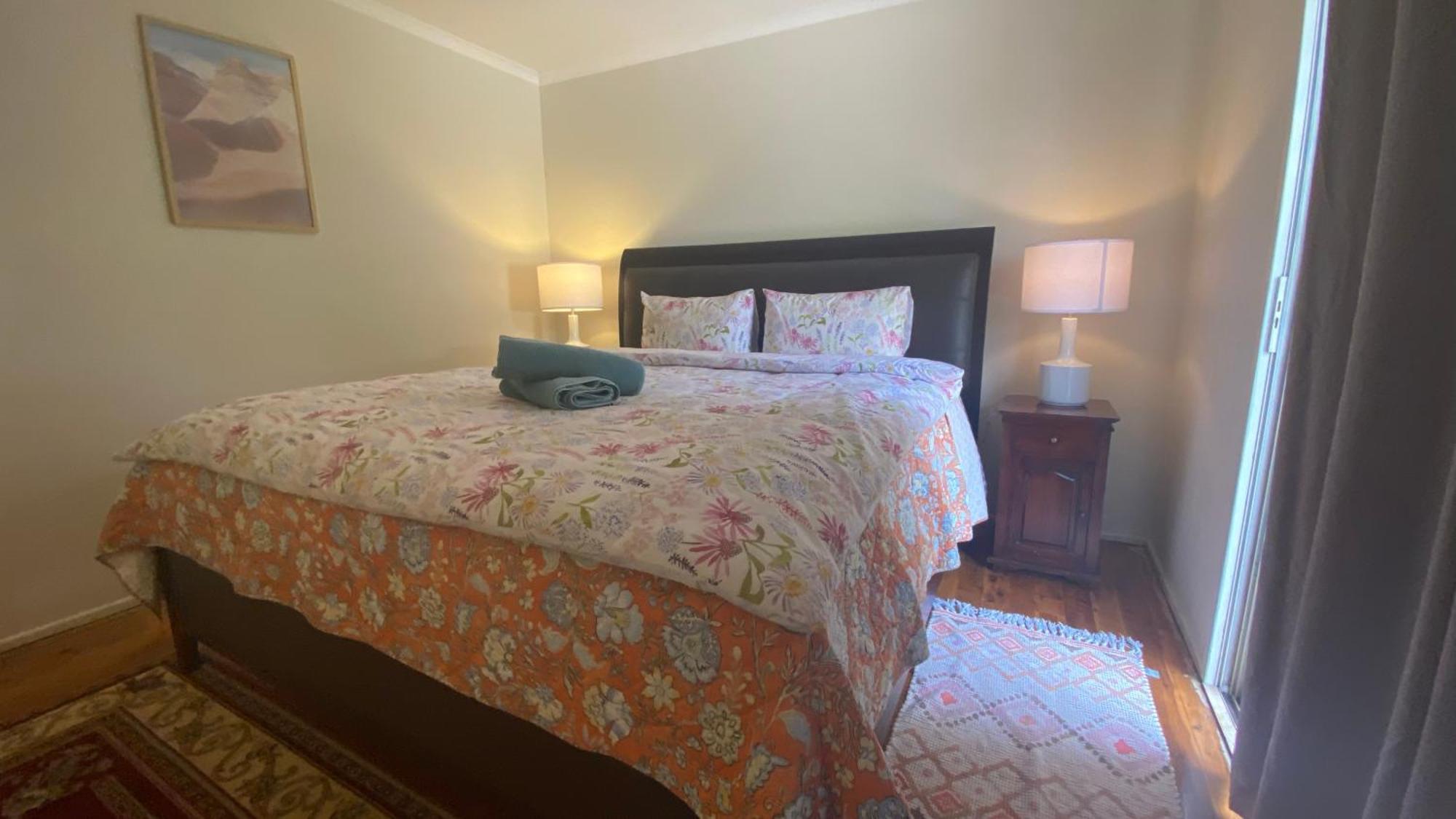 Spacious 4-bedroom House In A Shared *