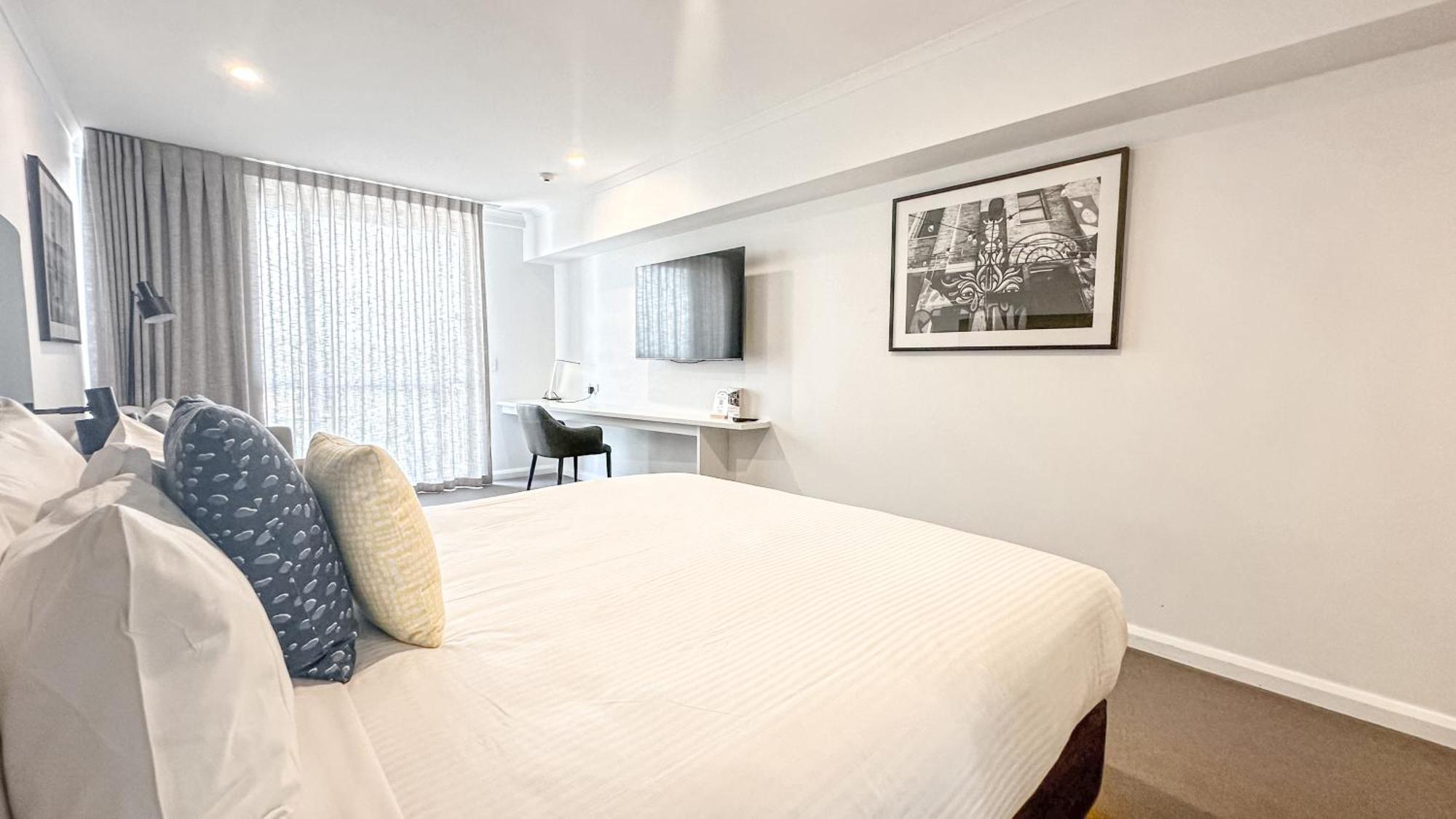 Oaks Hotel 4*