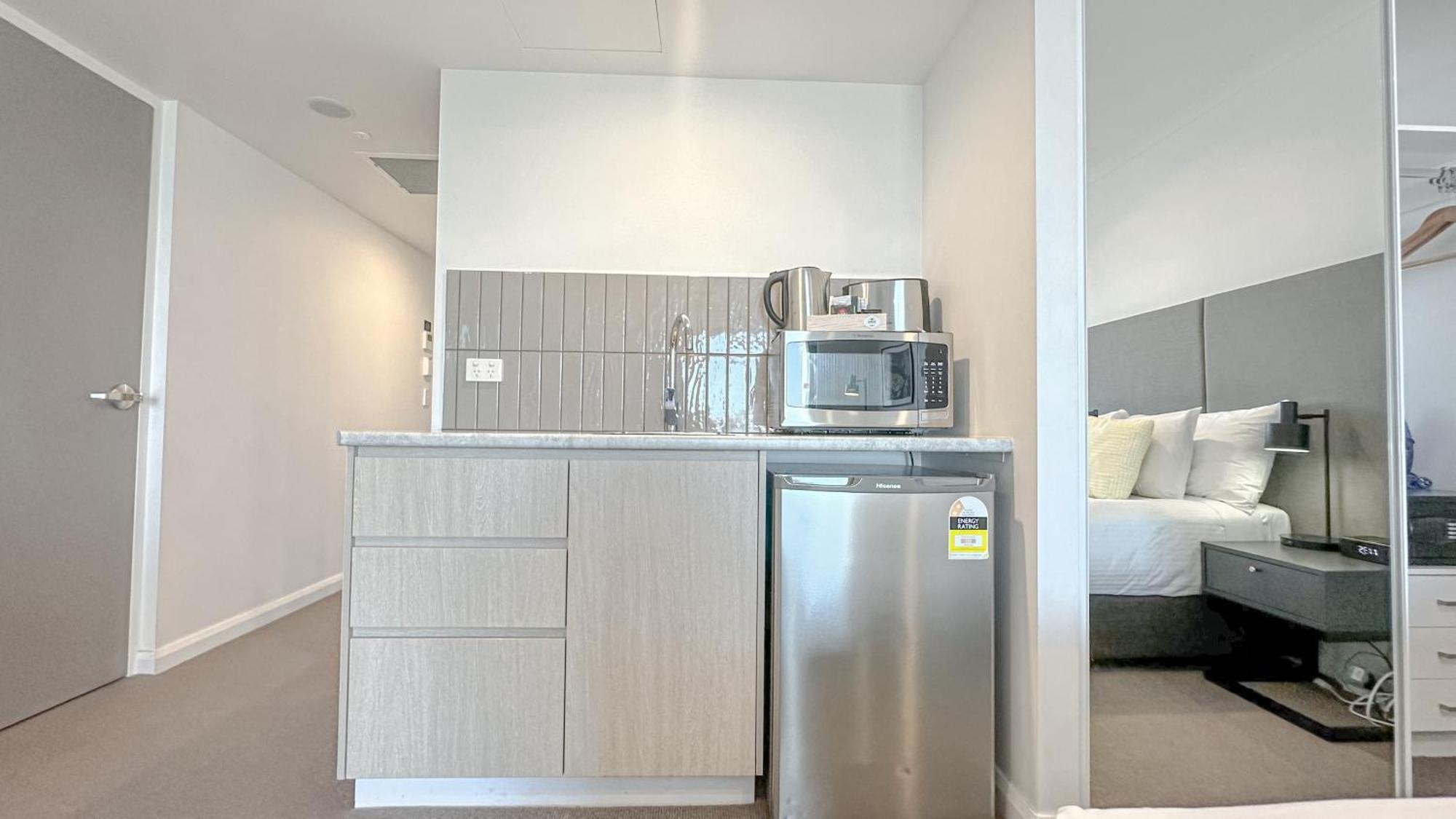 Oaks Hotel 4*