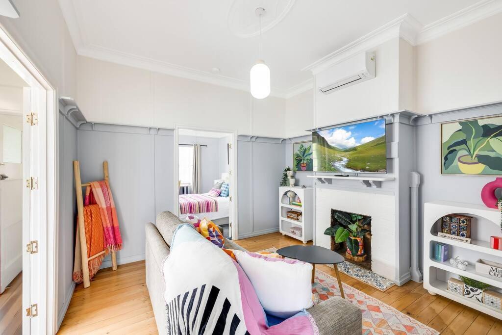 Apartment Camellia Cottage! Cbd Diamond! *