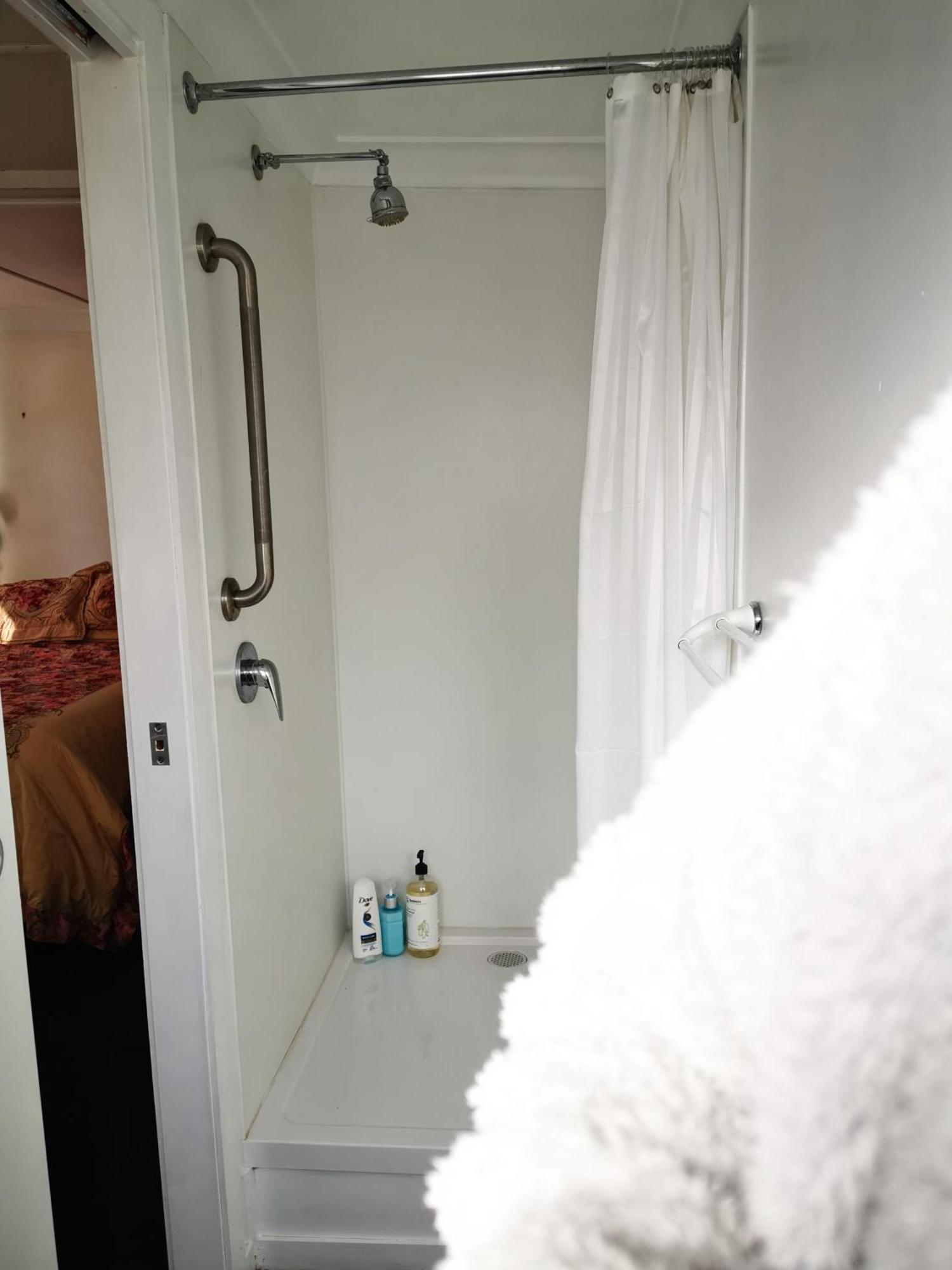 Affordable And Convenient Hostel *