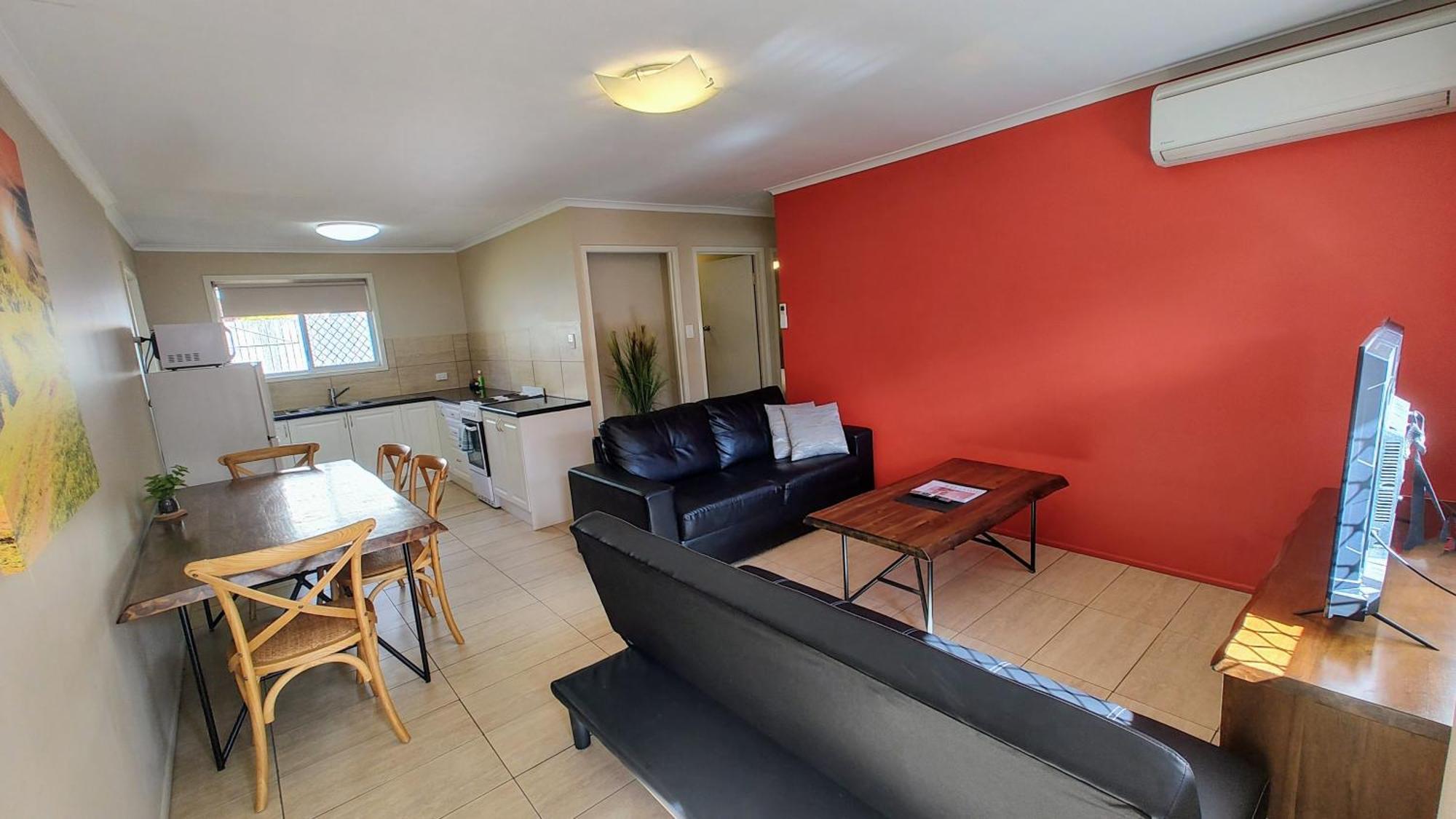 Apartment Stroll To The City Center In Minutes *