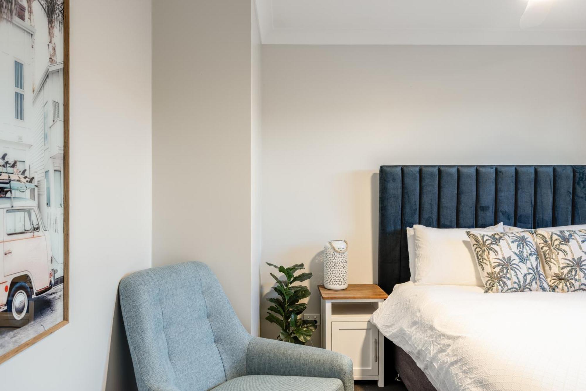 Contemporary & Convenient - Fringe Townhouse!
