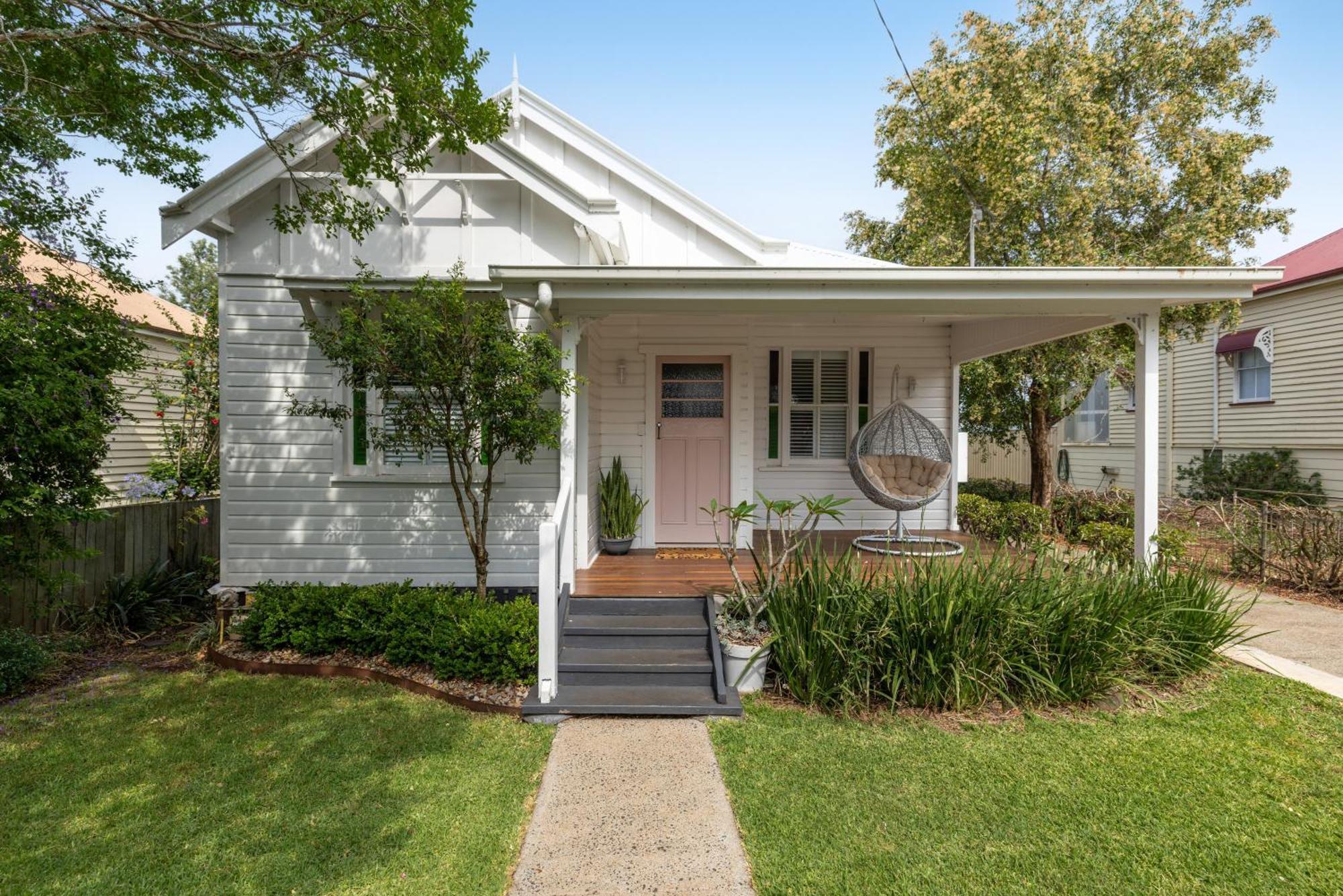 Exquisite, Stunning & Central! Cdb Fringe Cottage! Holiday home