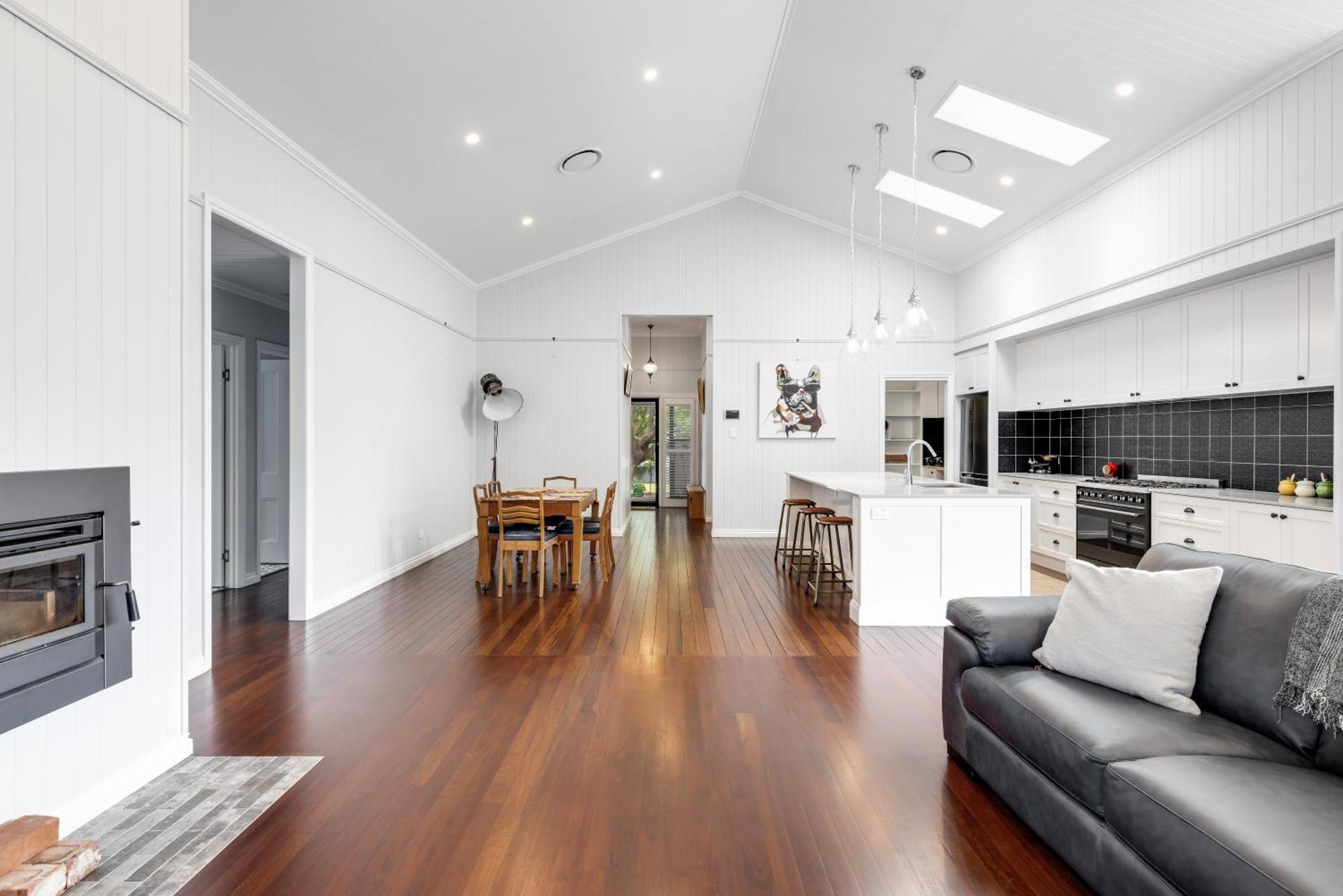 Effortless Elegance & Charm! * Toowoomba
