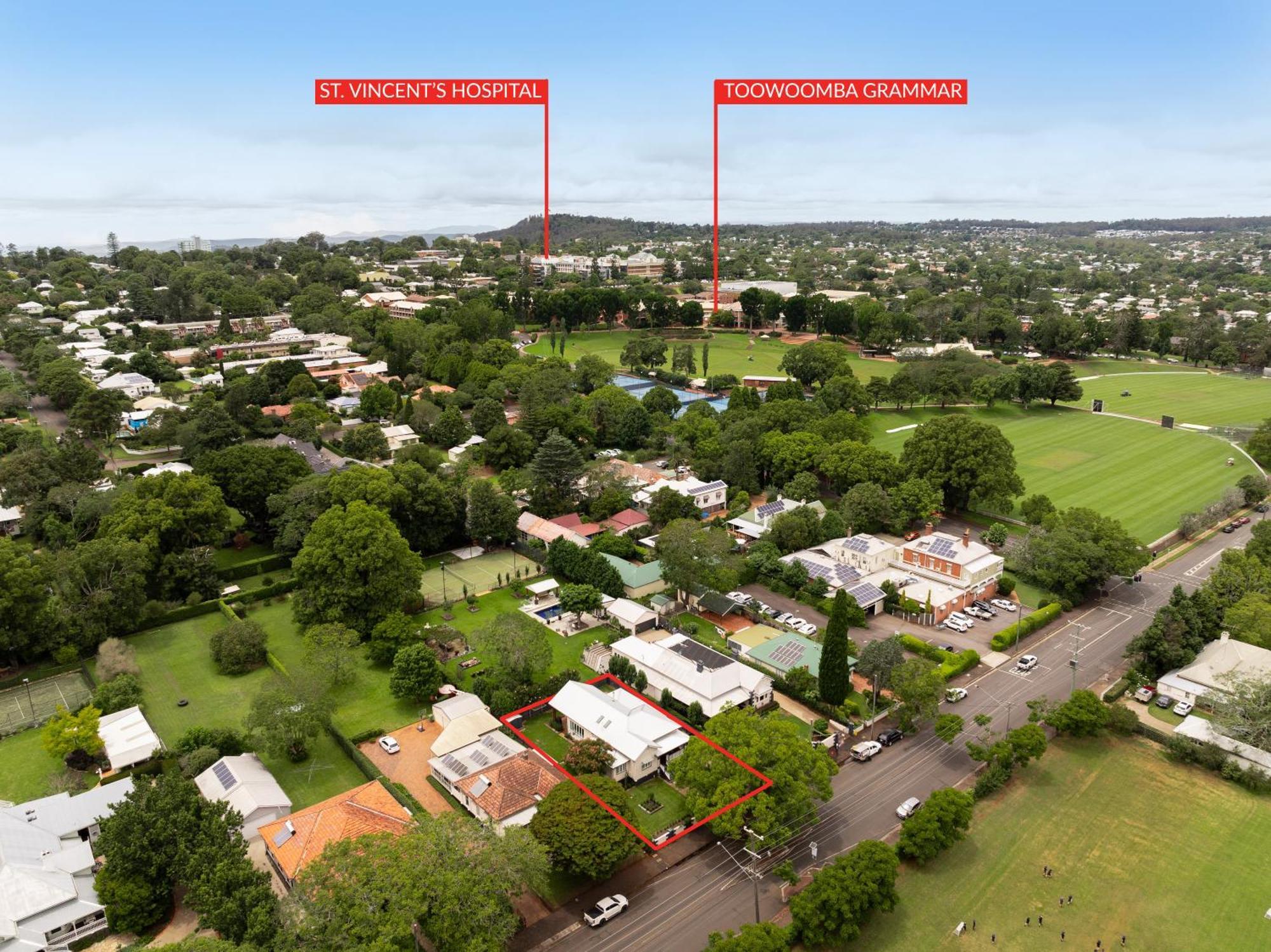 Effortless Elegance & Charm! Holiday home Toowoomba