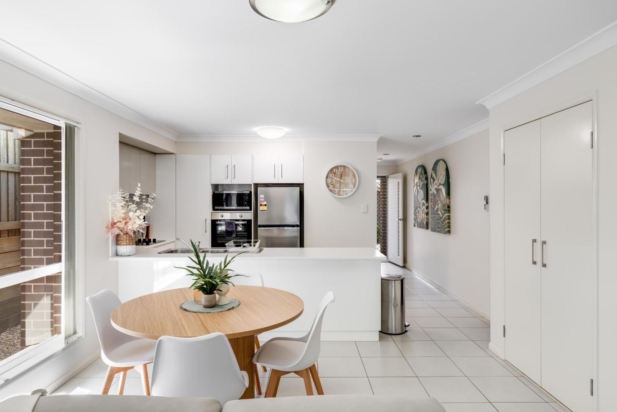 Contemporary Chic On Cbd Fringe! Apartment Toowoomba