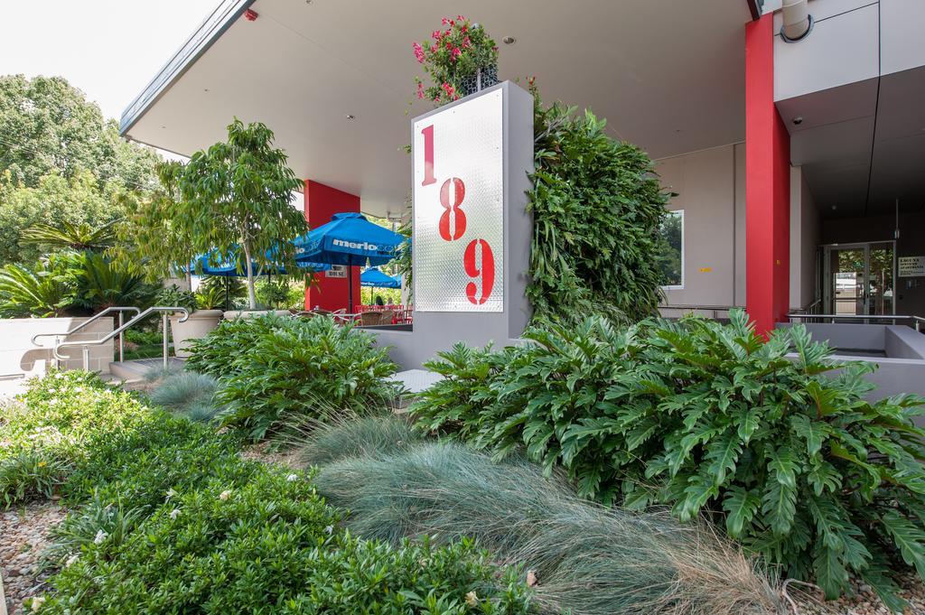 Laguna Serviced Aparthotel