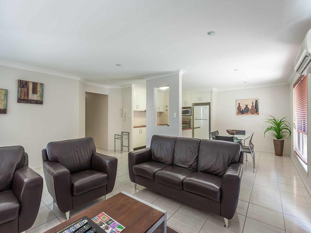 Annand Mews Apartments