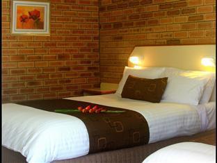 Garden Motor Motel 3*