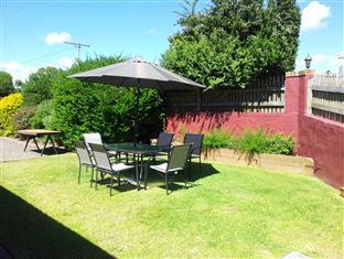 Country Gardens Motor Motel Toowoomba