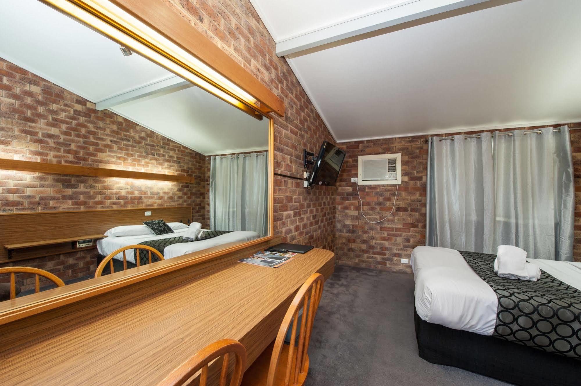 Allan Cunningham Motel Toowoomba