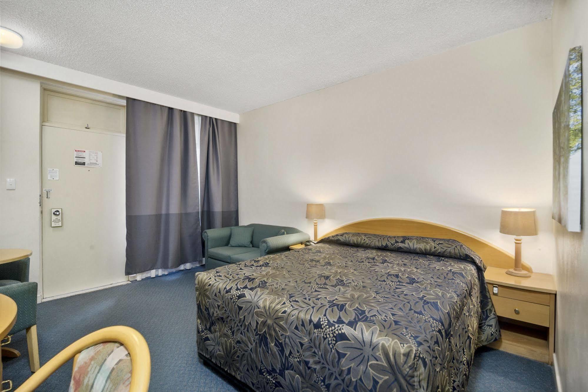 Park Motor Motel 3*