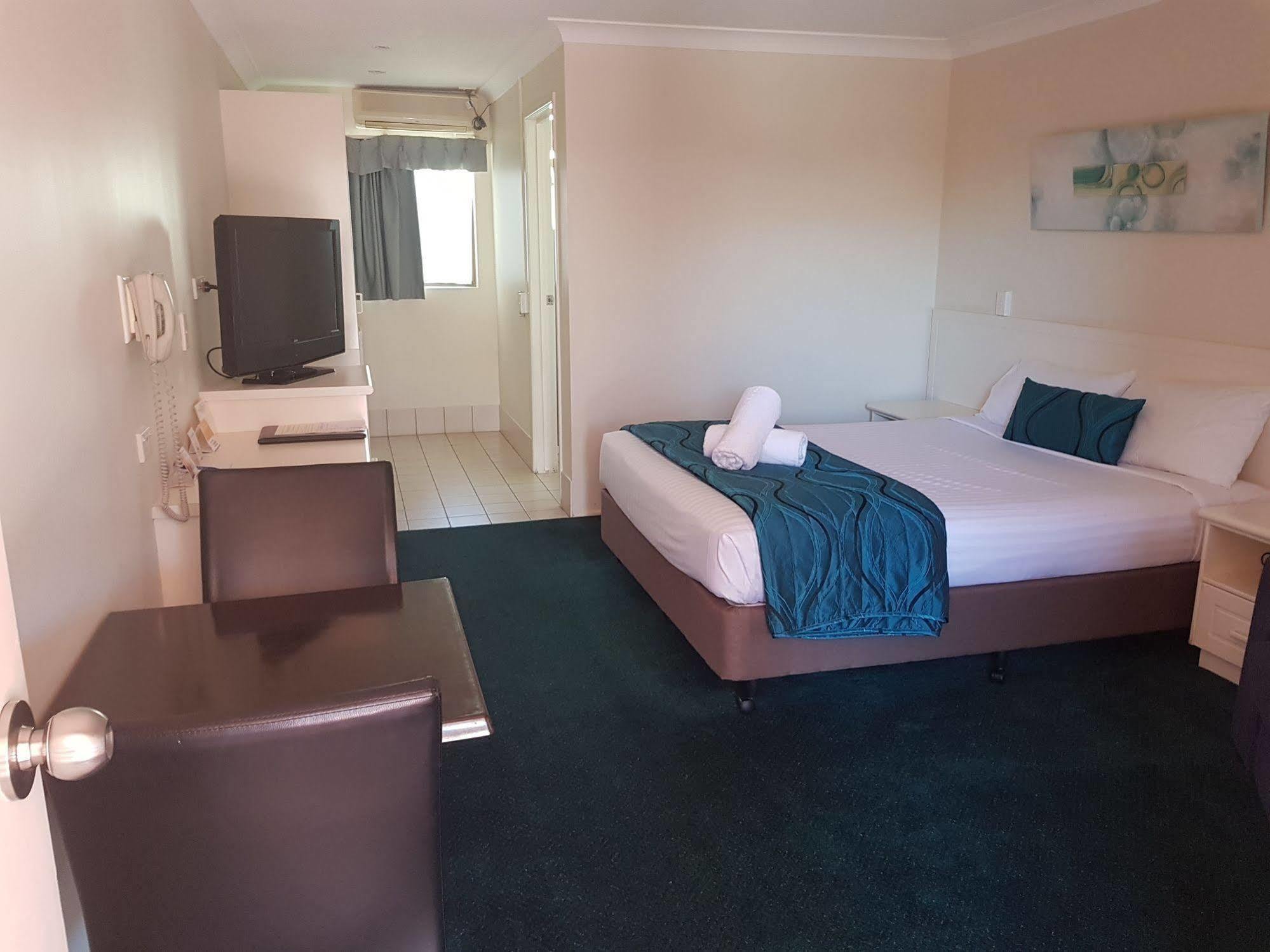 Comfort Glenfield Hotel 4*