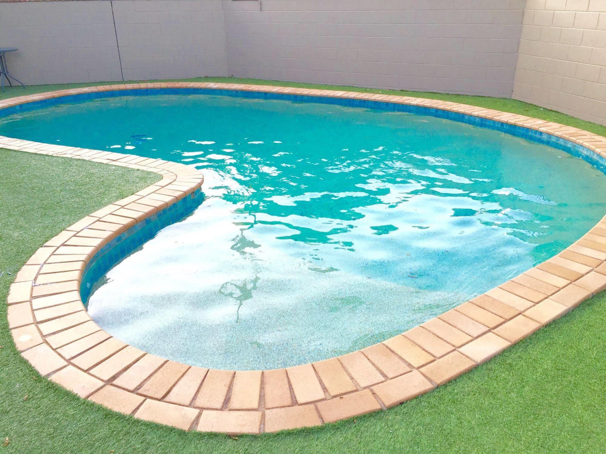 Country Gardens Motor Toowoomba
