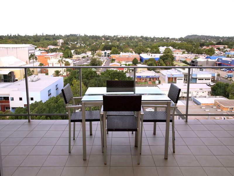 Aparthotel Plaza Official 4*