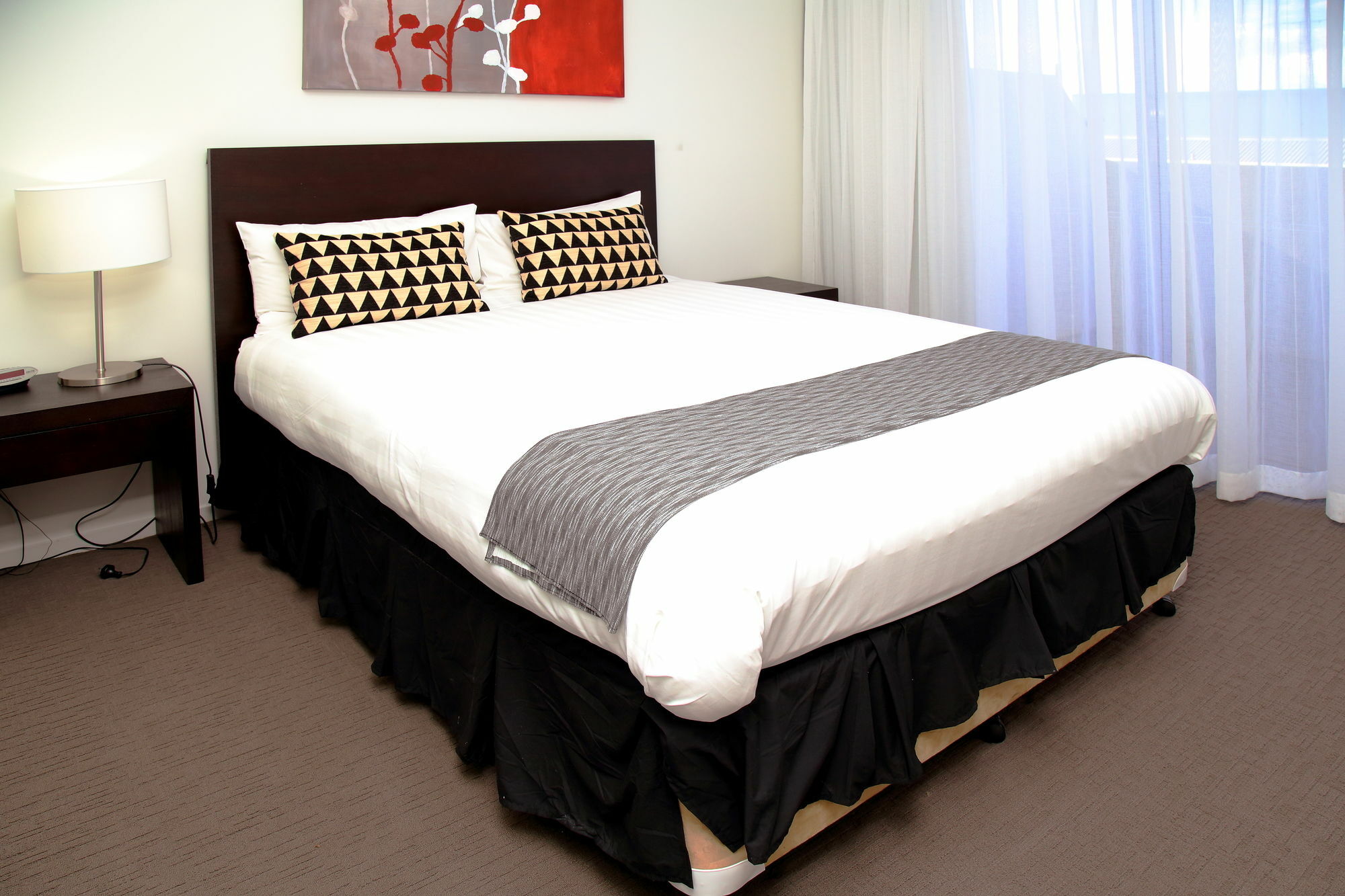 Plaza Official Aparthotel