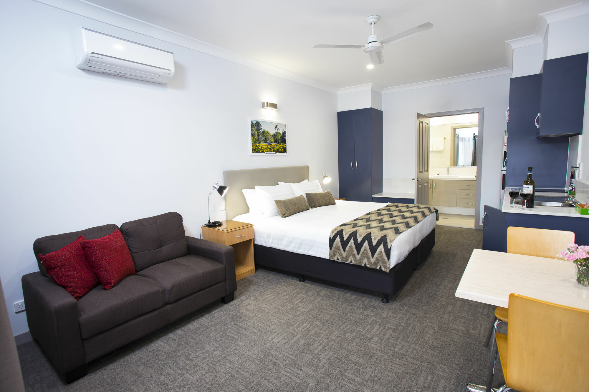Altitude Motel
