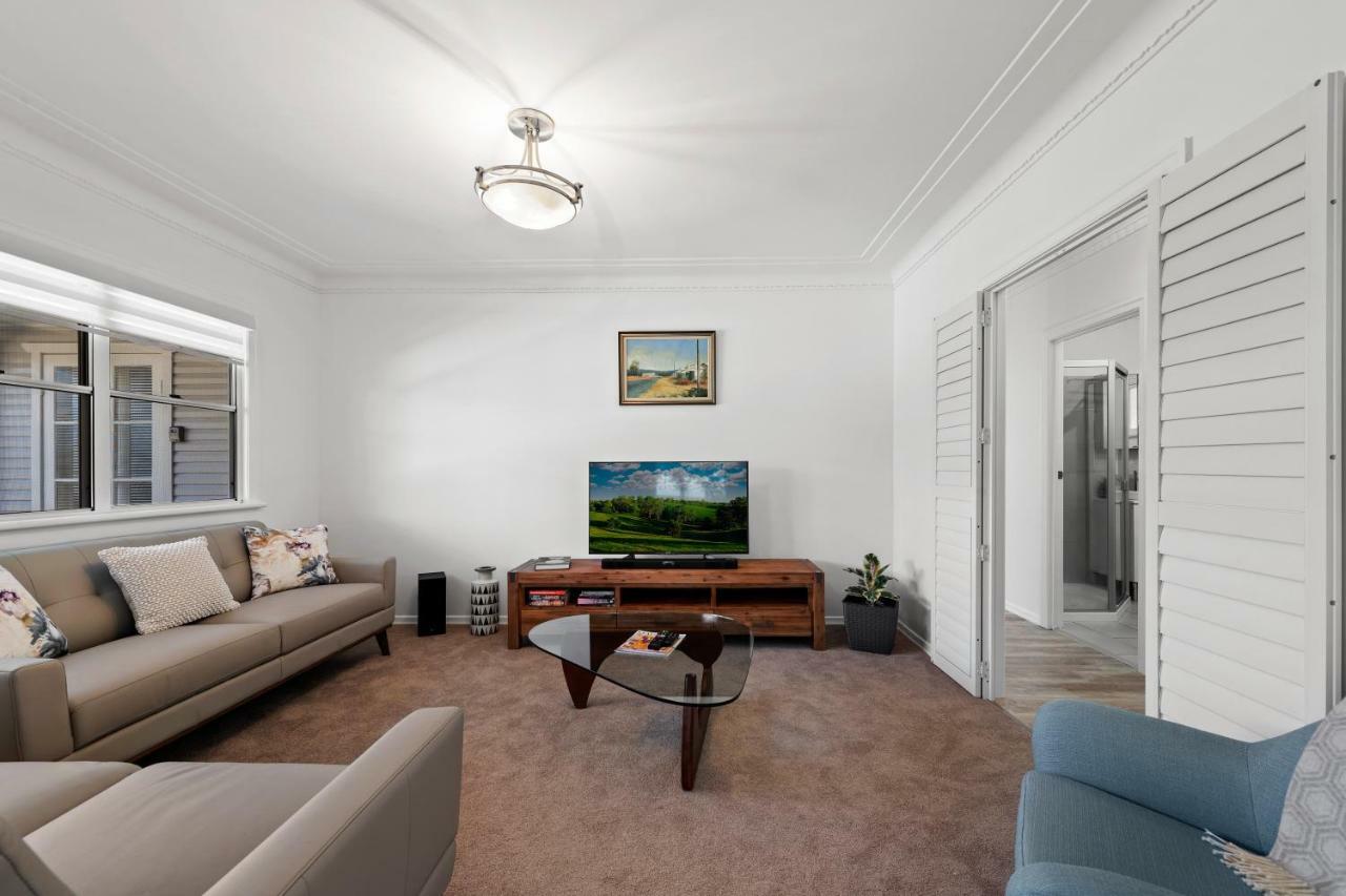 Viola House * Toowoomba