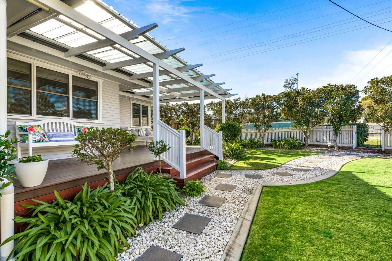 Holiday home Viola House