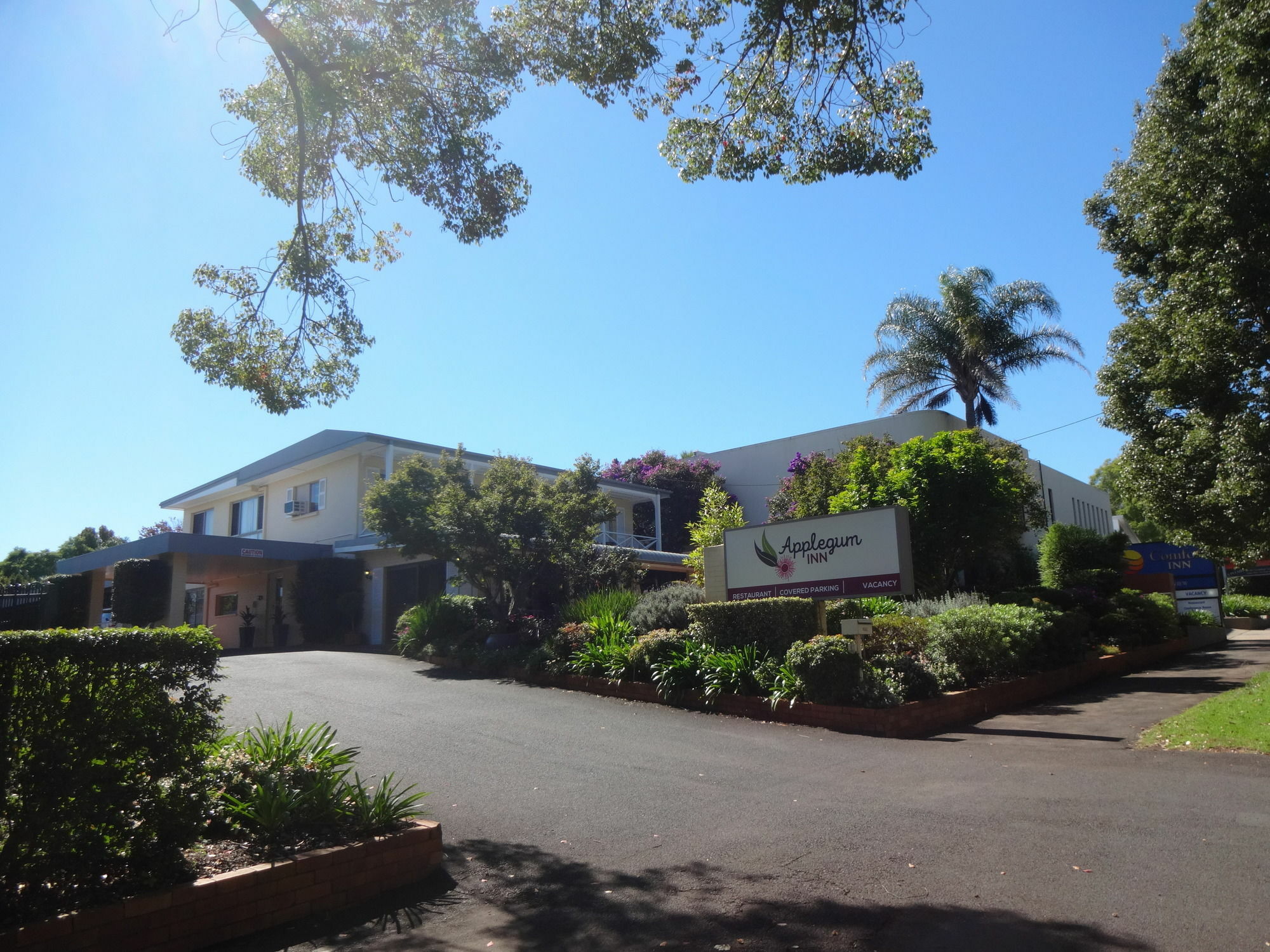 Applegum Motel 3*