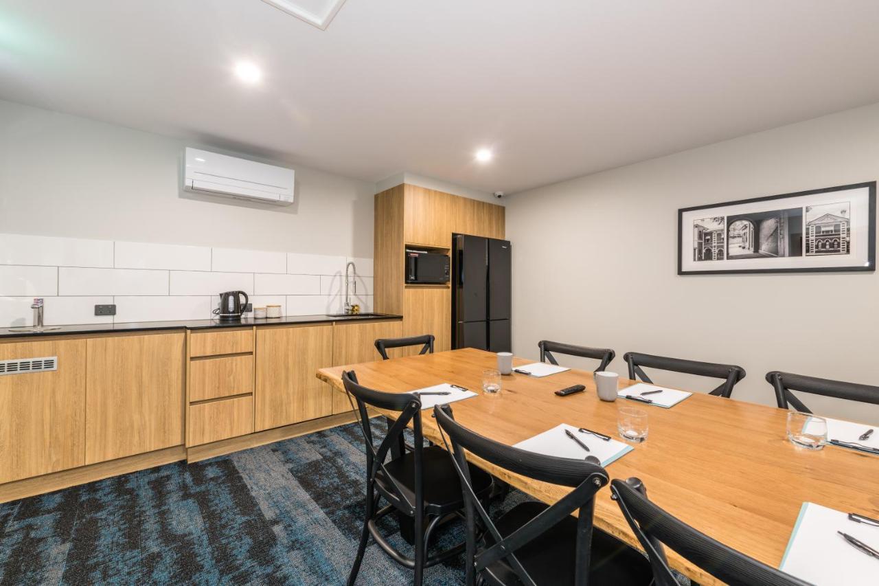 Aparthotel Avenue 2*