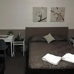 City Motor Inn