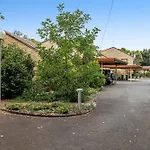 Location Meets Elegance - The Perfect Stay!