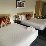 Avenue Motel Apartments