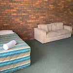 Bridge Street Motor Inn