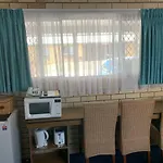 Bridge Street Motor Inn