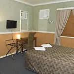 City Motor Inn
