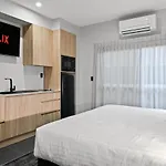 Avenue Motel Apartments