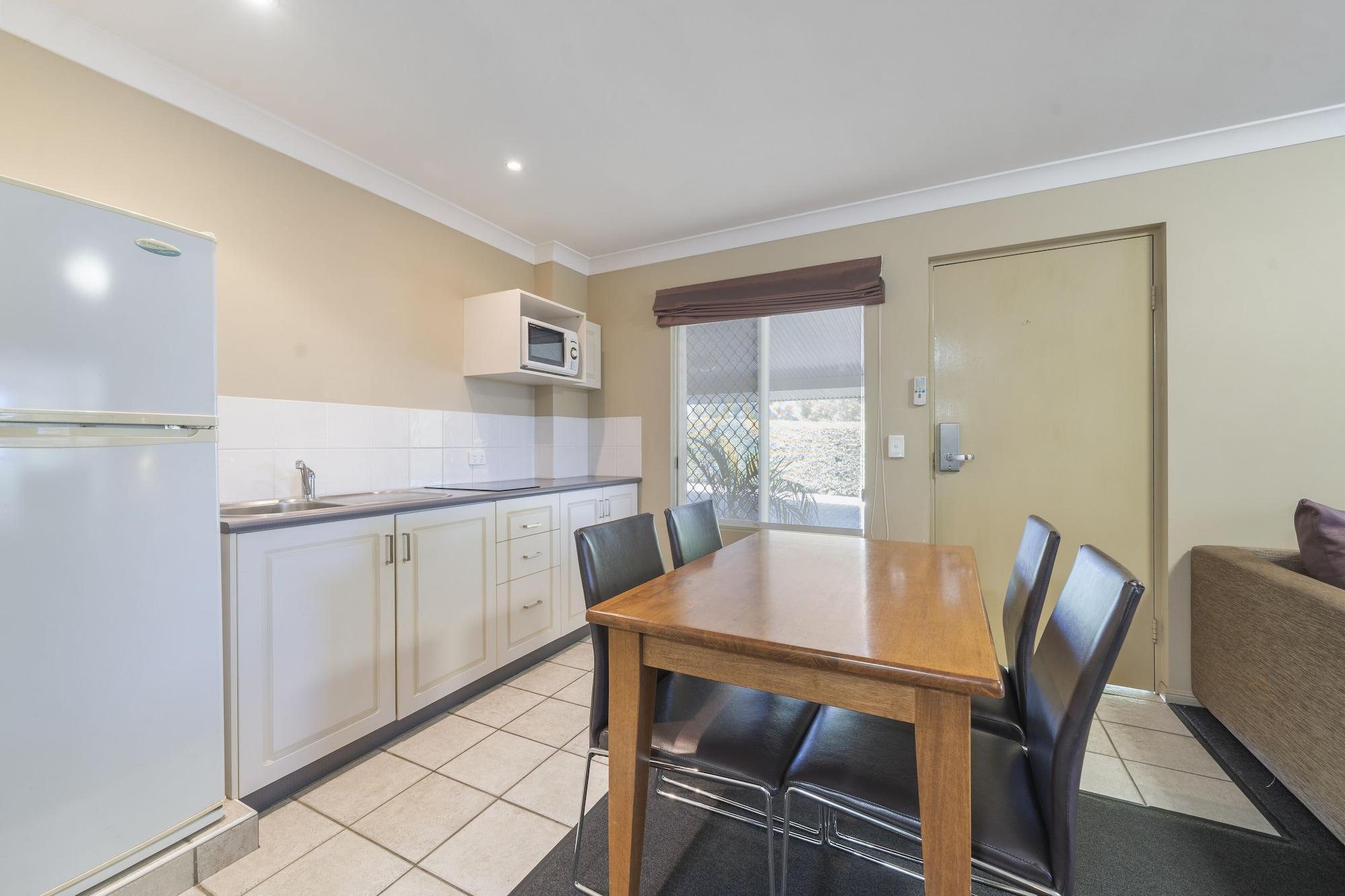 Motel Ambassador On Ruthven Toowoomba