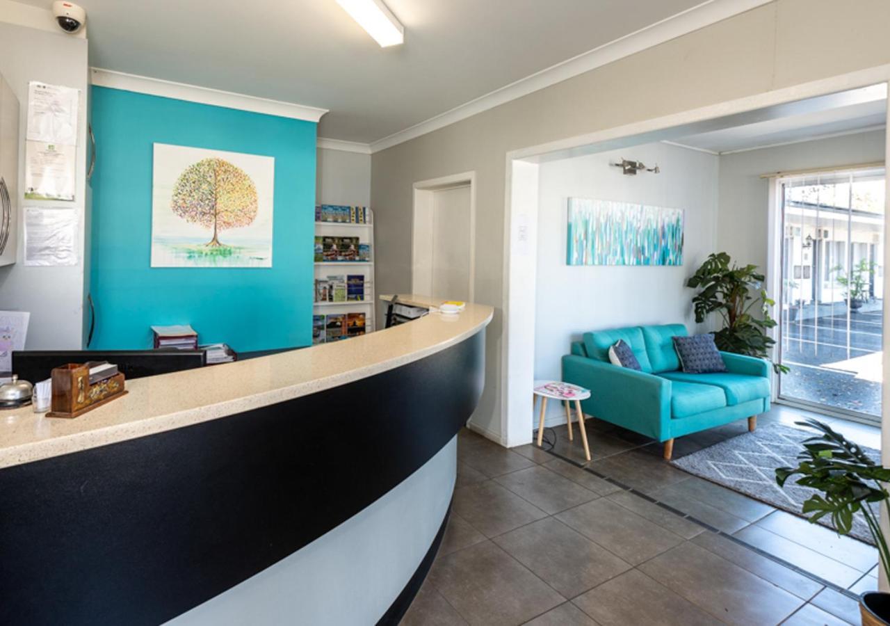Riviera On Ruthven Motel