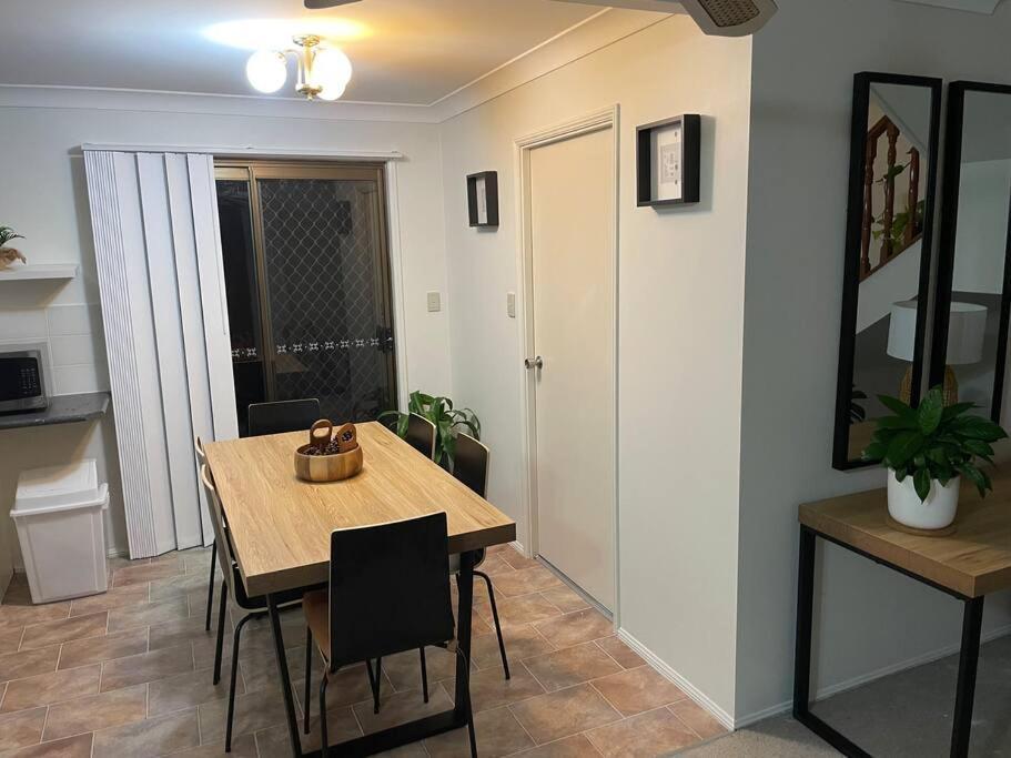 Our Townhouse In Toowoomba