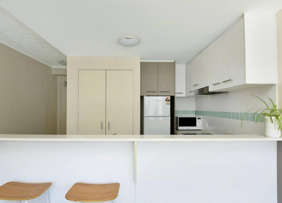 1 Bedroom Inner City Unit 502 Apartment *