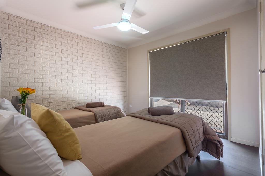 Clifford Gardens Motor Motel 3*
