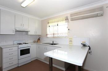 Clifford Gardens Motor Motel 3*