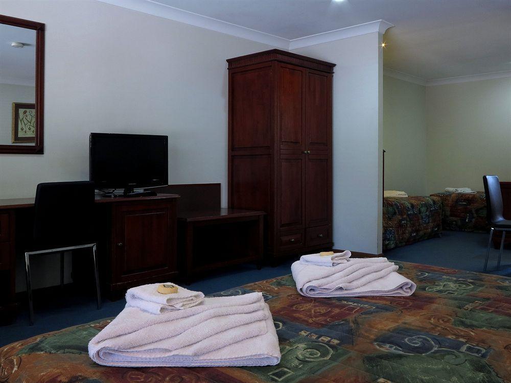 Nightcap At Federal Hotel 3*