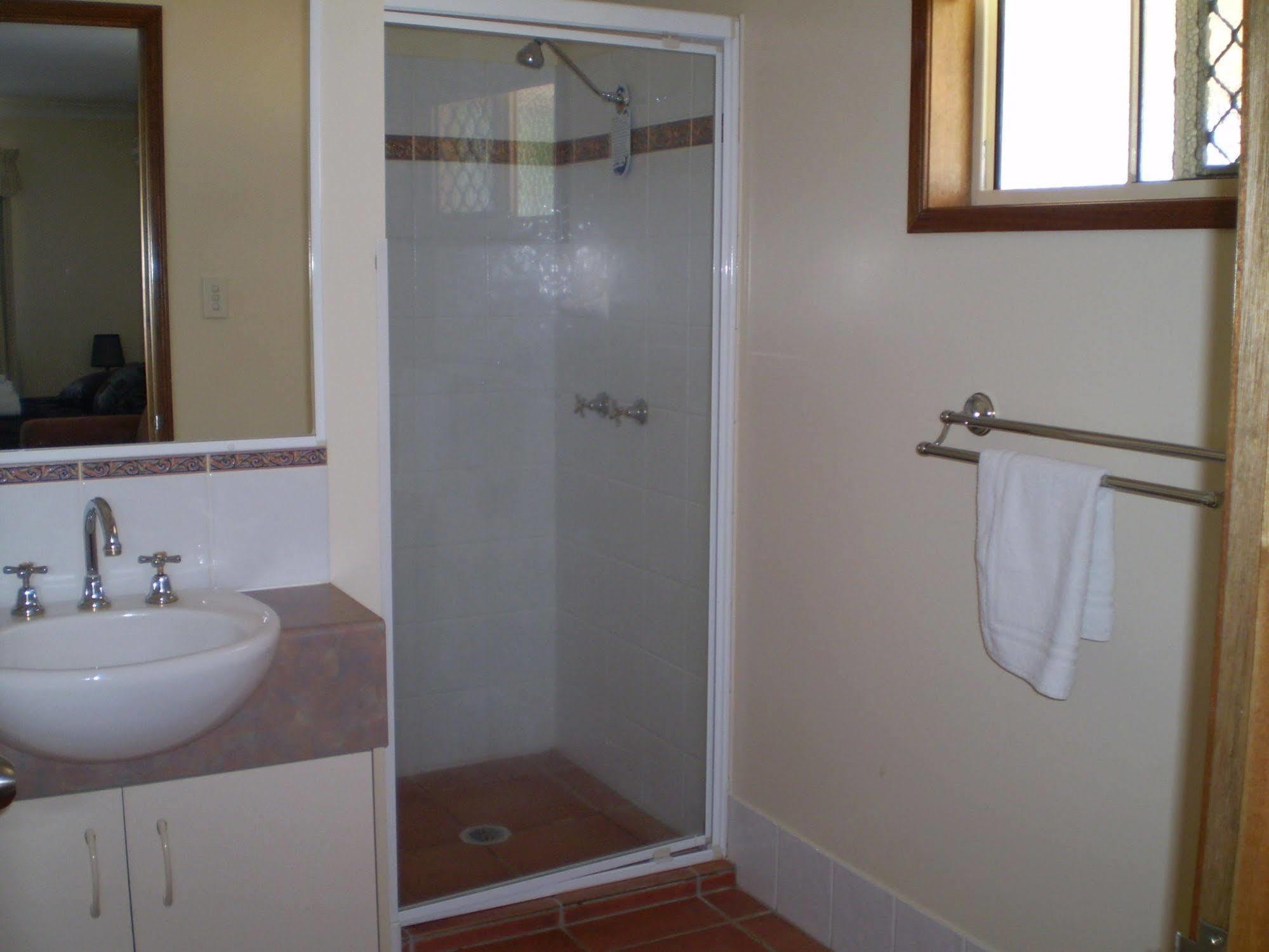 Motel Riviera On Ruthven 3*
