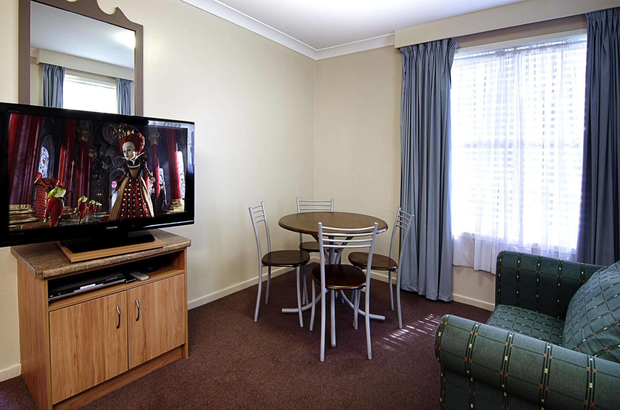 Riviera On Ruthven 3* Toowoomba
