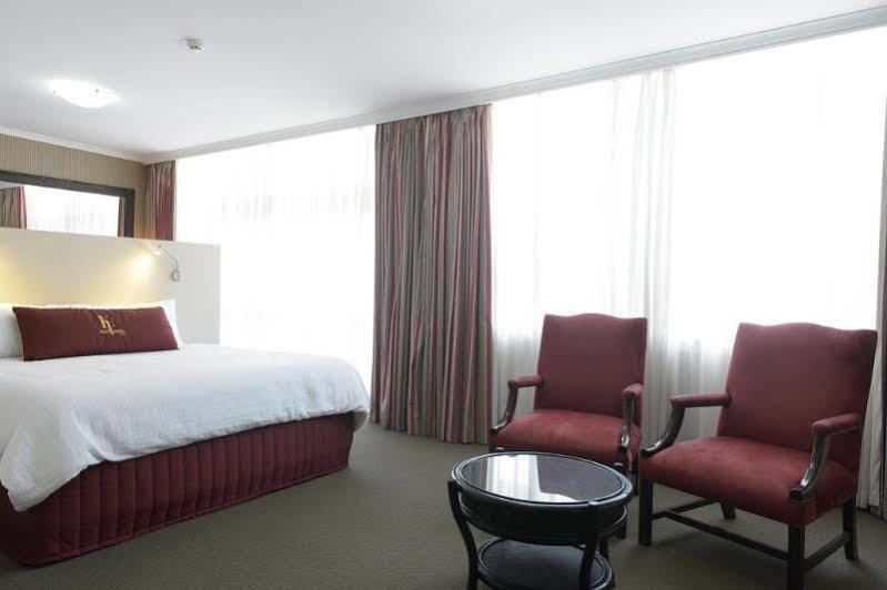 Hotel Burke And Wills 4*